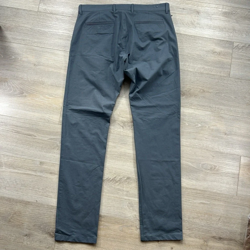 J.Crew Men's 34x34 (34x33.5) Blue 484 Slim-fit Tech Chino Pants